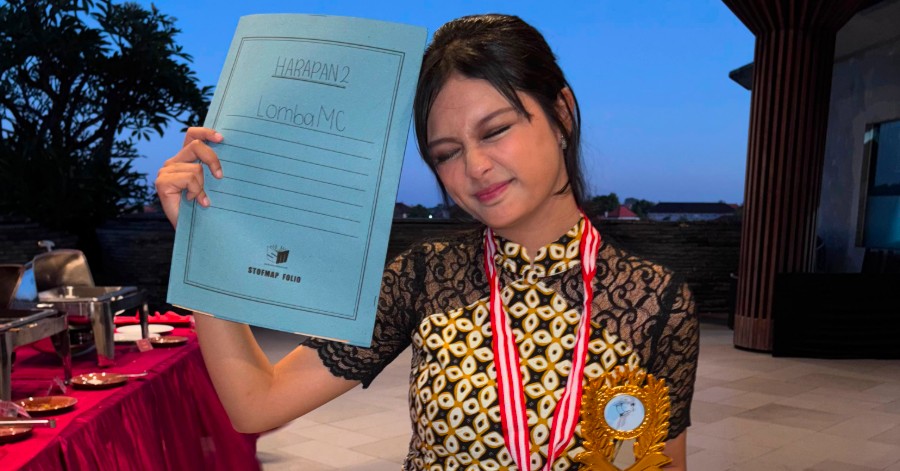 Tampil Memukau di Festival Pelajar Ajeg Bali 2026, Putu Ayumi Luna Buktikan Bakat Public Speaking-nya