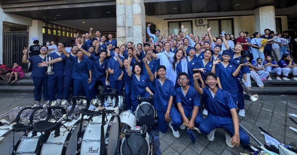 Gema "Code Blue" Membius Juri, MB Suara Smansa Manggala Dara Sabet 5 Gelar di Langgam Indonesia