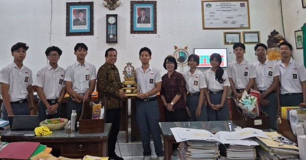 Harmoni Tradisi dan Modernitas: Kolaborasi GKSS dan GONG Smansa Raih Juara 3 Nasional di Festival Aransemen Lagu Daerah